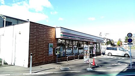 セブンイレブン入間上藤沢北店約350m
