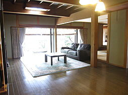 熊野町2丁目Ｏ邸 1 1階6LDKのリビング/ダイニング