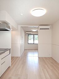 ジョイ・アクアマリンおおきＡ 102 1階1LDKのリビング/ダイニング