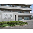 大学「私立東亜大学まで1027m」