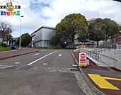 長崎大学　東門 126m