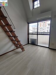 ロードピアレトロ 2階ワンルームのリビング/ダイニング