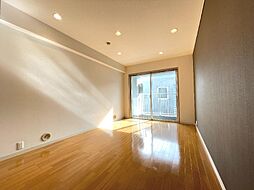 VILLA FIUME 4階1LDKのリビング/ダイニング