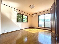 アットホームかわせみ2 2階ワンルームのリビング/ダイニング