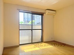 フラッティ堀川高辻 1階1Kのリビング/ダイニング