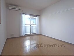 トゥルー西ノ京 2階1Kのリビング/ダイニング