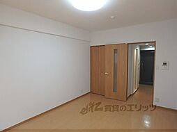 カスタリア京都西七条 305 3階1Kのリビング/ダイニング