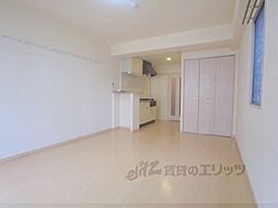 花 6階1Kのリビング/ダイニング