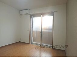 京阪本線 鳥羽街道駅 徒歩2分の賃貸アパート 2階1Kのリビング/ダイニング