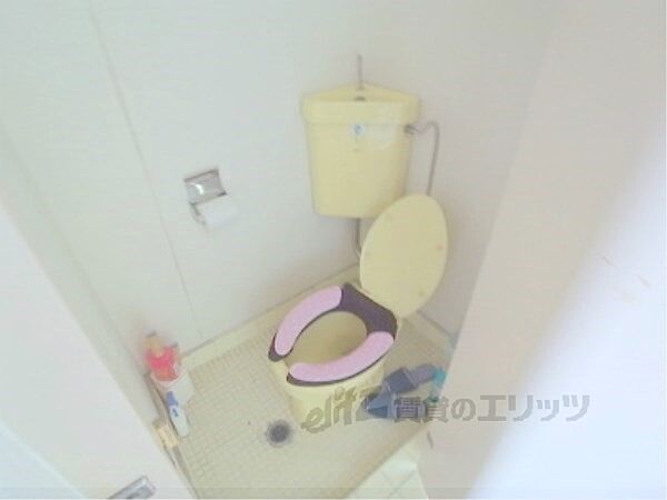 画像11:共同トイレ