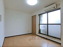 京阪本線 神宮丸太町駅 徒歩22分の賃貸アパート 2階1Kのリビング/ダイニング