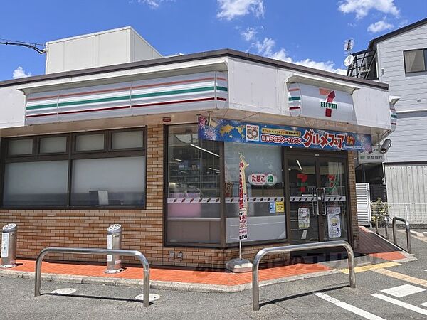 画像5:セブンイレブン　京都七条大宮店まで380メートル