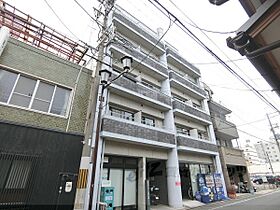 京都府京都市下京区不明門通花屋町下る高槻町（賃貸マンション1R・3階・12.96㎡） その1