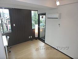 ペアリーフ御所東 301 3階1Kのリビング/ダイニング