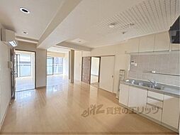 京都市営烏丸線 今出川駅 徒歩2分の賃貸マンション 3階4LDKのリビング/ダイニング