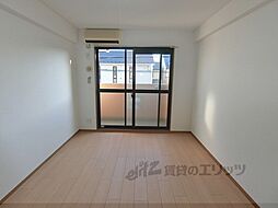 ミーティス衣笠 2階1Kのリビング/ダイニング