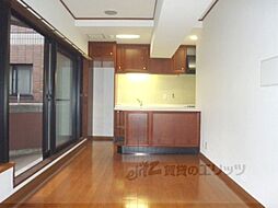 メロディーハイム二条城 3階1LDKのリビング/ダイニング