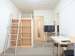 レオパレスコンフォート大津京 4階1Kのリビング/ダイニング