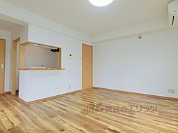 グランフィールド 304 3階1Kのリビング/ダイニング