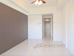 JR東海道・山陽本線 西大路駅 徒歩10分の賃貸マンション 5階1Kのリビング/ダイニング