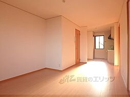 京阪石山坂本線 南滋賀駅 徒歩3分の賃貸アパート 1階2LDKのリビング/ダイニング