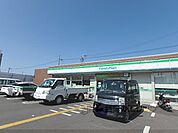 ファミリーマート　吉祥院東砂ノ町店まで250メートル