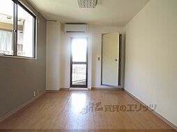 京阪宇治線 桃山南口駅 徒歩3分の賃貸マンション 4階1Kのリビング/ダイニング