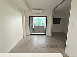 京都市営烏丸線 五条駅 徒歩10分の賃貸マンション 2階1LDKのリビング/ダイニング