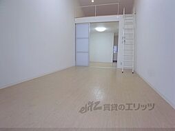 メディナ中書島 3階1DKのリビング/ダイニング