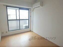 ナナハメゾン城南宮 4階1Kのリビング/ダイニング