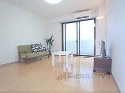 レクサス深草1号館 208 2階1DKのリビング/ダイニング