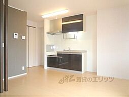 京都地下鉄東西線 小野駅 徒歩12分の賃貸アパート 1階1LDKのリビング/ダイニング