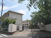 久世中学校まで2000メートル