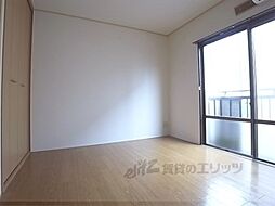 ループ芹川Ａ棟 205 2階1Kのリビング/ダイニング