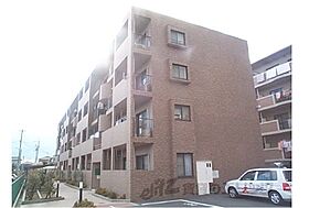 京都府京都市伏見区羽束師鴨川町（賃貸マンション2LDK・2階・56.70㎡） その1