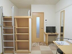 JR東海道・山陽本線 西大路駅 徒歩17分の賃貸アパート 1階1Kのリビング/ダイニング