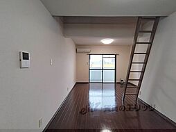 ドルミマンション 3階1Kのリビング/ダイニング