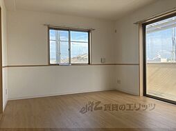 JR東海道・山陽本線 長岡京駅 徒歩30分の賃貸マンション 3階1LDKのリビング/ダイニング