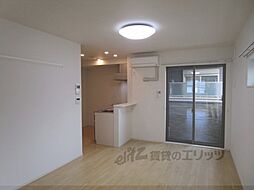 ボヌール・シャンブルV 302 3階1LDKのリビング/ダイニング