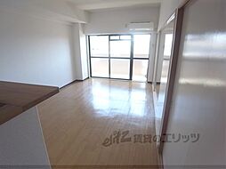 JR東海道・山陽本線 桂川駅 徒歩13分の賃貸マンション 5階3LDKのリビング/ダイニング