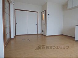 阪急京都本線 東向日駅 徒歩13分の賃貸マンション 1階2DKのリビング/ダイニング