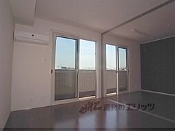 近鉄京都線 竹田駅 徒歩7分の賃貸アパート 3階1LDKのリビング/ダイニング