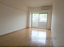 京阪本線 伏見稲荷駅 徒歩5分の賃貸マンション 1階1Kのリビング/ダイニング