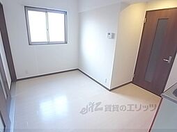 ＯＵＥＳＴ　ＤＵＳＯＬＥＩＬ 201 2階1DKのリビング/ダイニング