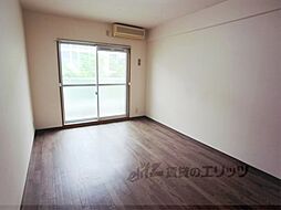 京阪本線 龍谷大前深草駅 徒歩10分の賃貸マンション 2階1Kのリビング/ダイニング