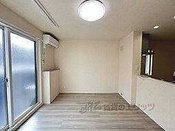 阪急京都本線 桂駅 徒歩16分の賃貸アパート 3階1LDKのリビング/ダイニング