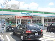 ファミリーマート　伏見中書島店まで290メートル