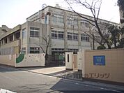 勧修中学校まで1280メートル