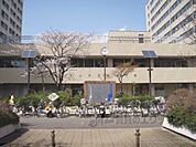 山科区総合庁舎まで400メートル