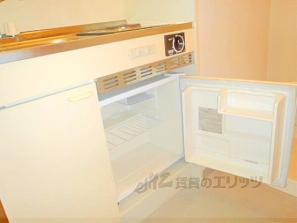 画像21:ミニ冷蔵庫が付いています。